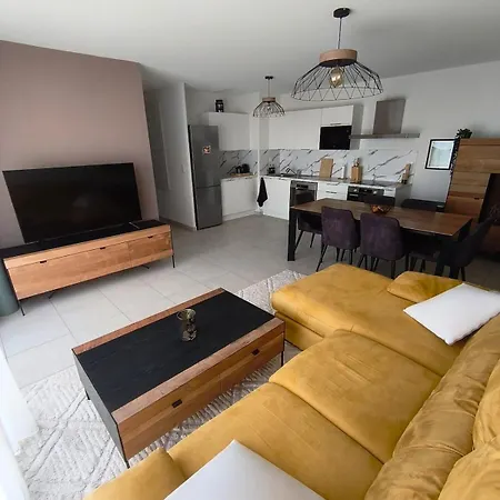 Moderne Et Cosy A Proximite Golf De 아파트